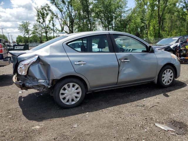 2013 Nissan Versa S