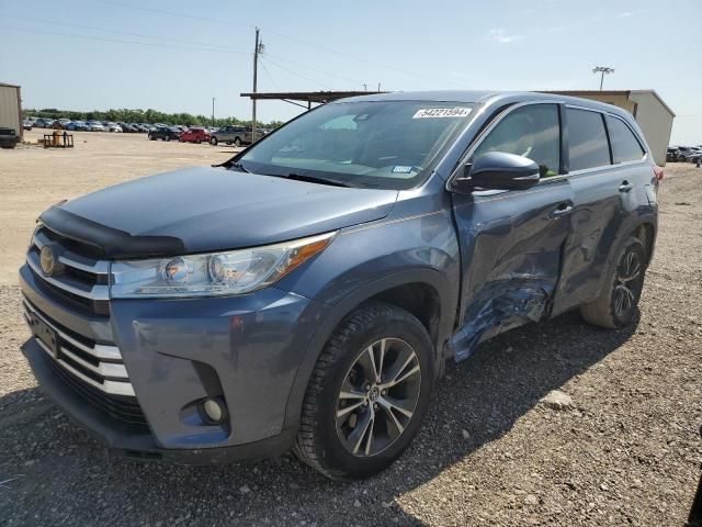 2018 Toyota Highlander LE