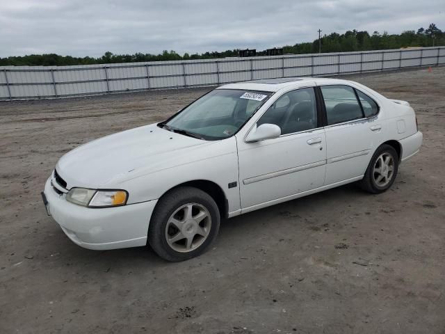 1999 Nissan Altima XE