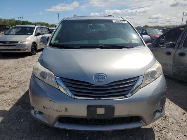 2011 Toyota Sienna XLE