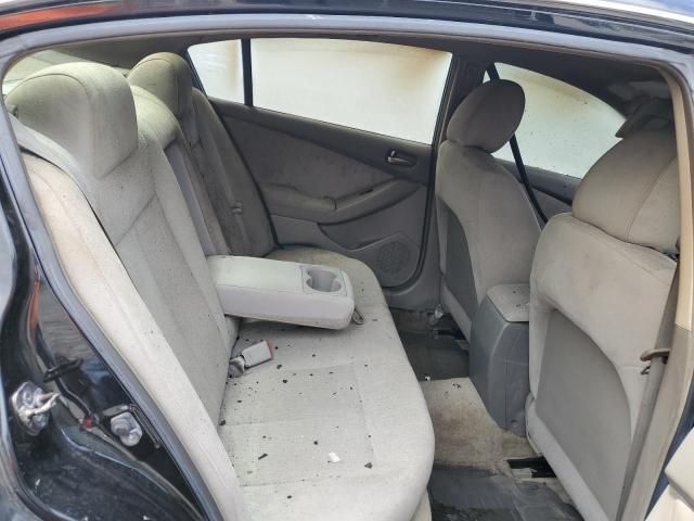 2010 Nissan Altima Base