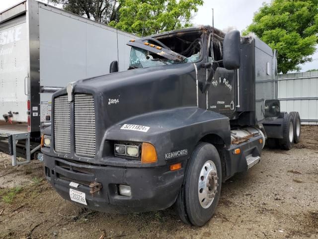 1995 Kenworth Construction T600