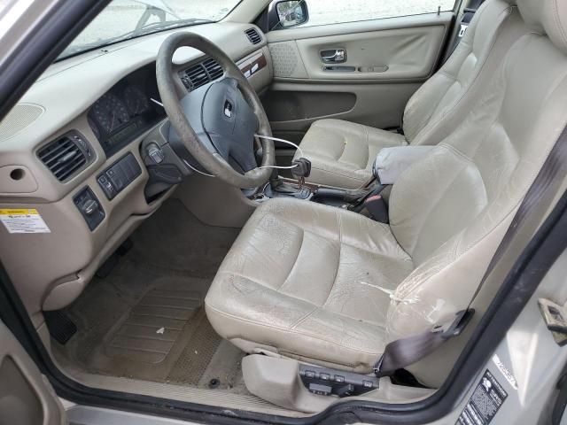 2000 Volvo V70 Base