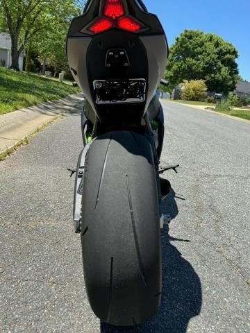 2016 Kawasaki ZX1000 R