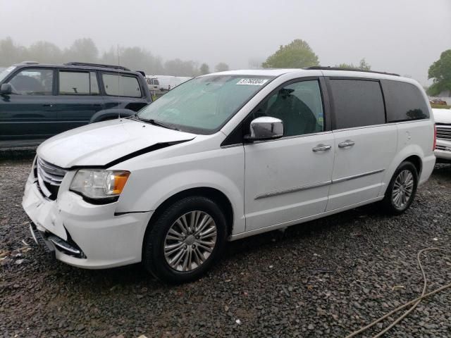 2016 Chrysler Town & Country Touring L