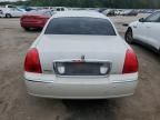 2004 Lincoln Town Car Executive