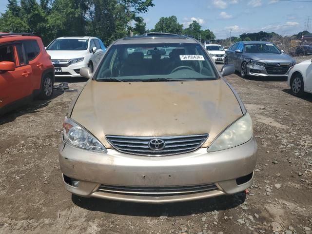 2005 Toyota Camry LE