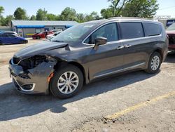 Salvage cars for sale from Copart Wichita, KS: 2017 Chrysler Pacifica Touring L