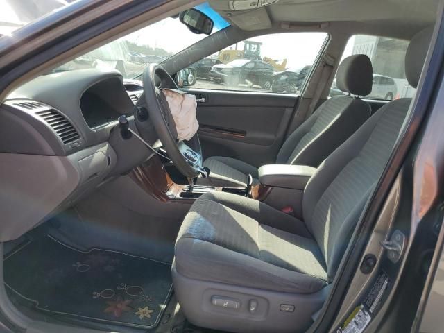 2005 Toyota Camry LE