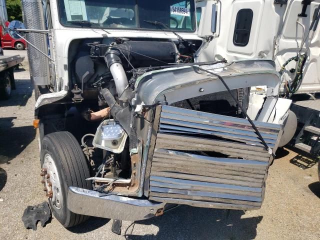 1994 Freightliner Conventional FLD112