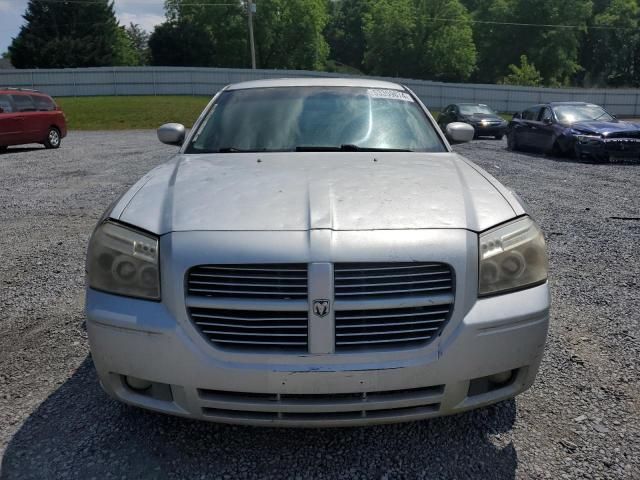 2005 Dodge Magnum R/T