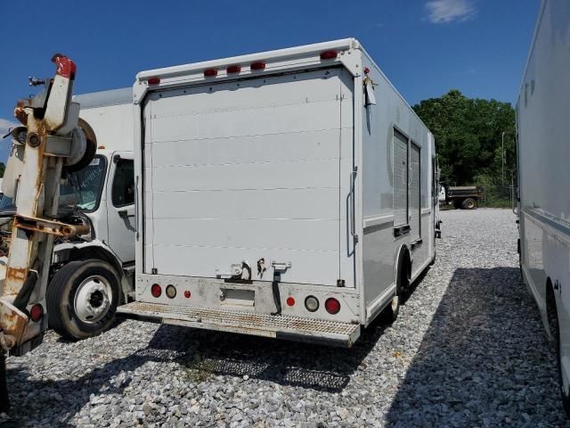 2001 Freightliner Chassis M Line WALK-IN Van