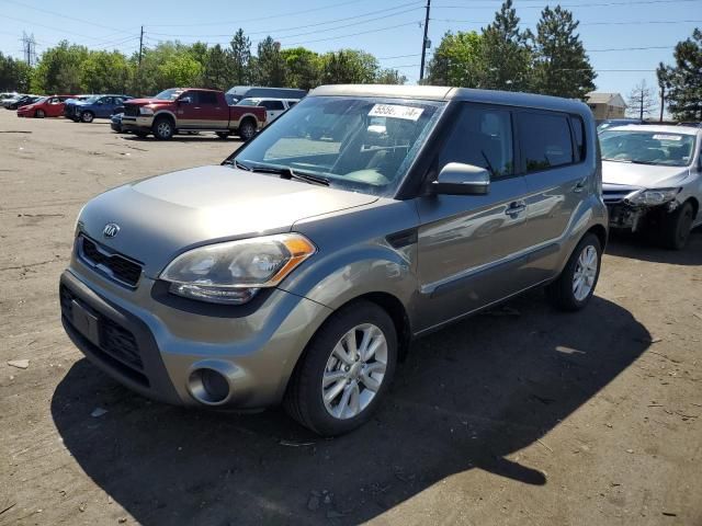 2013 KIA Soul +