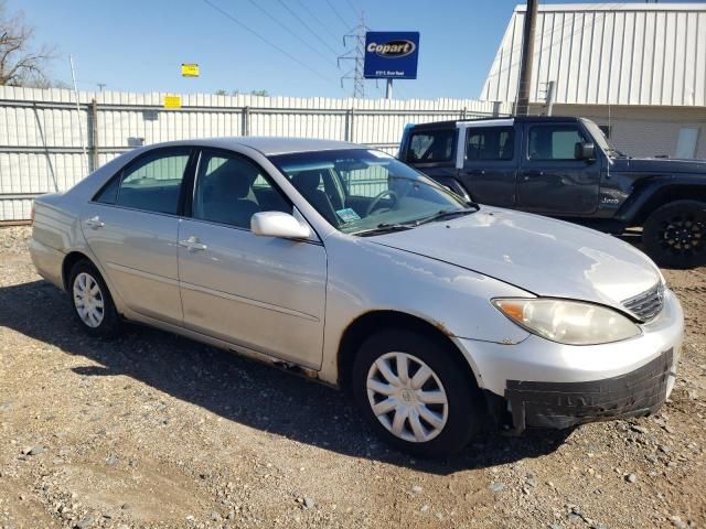 2005 Toyota Camry LE