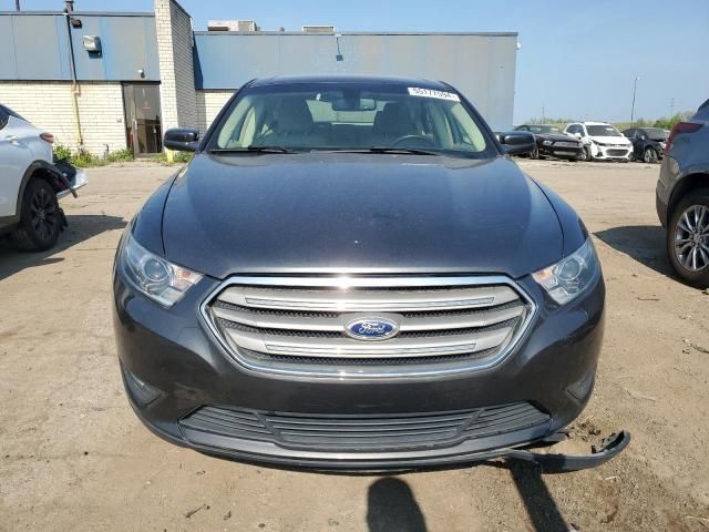 2016 Ford Taurus SEL