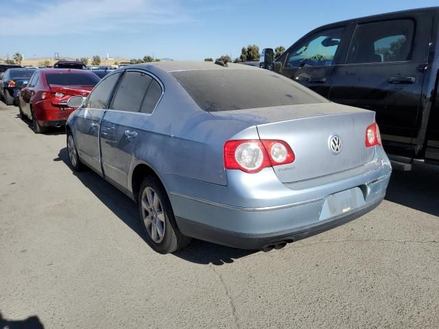 2006 Volkswagen Passat 2.0T Luxury