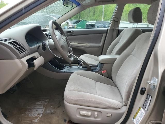 2004 Toyota Camry LE