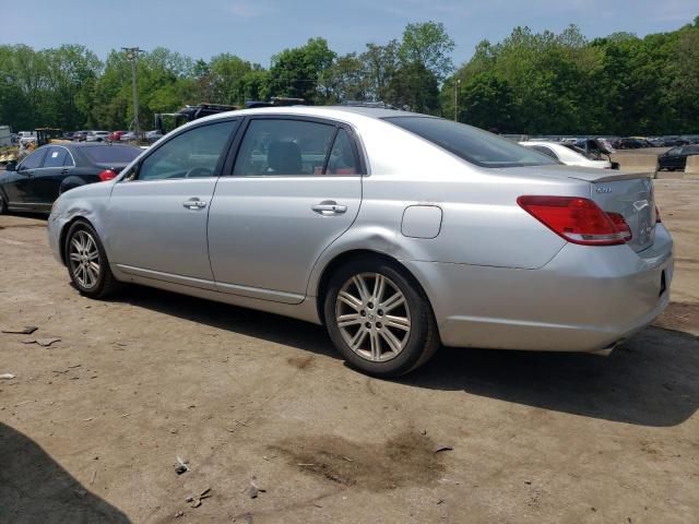 2005 Toyota Avalon XL