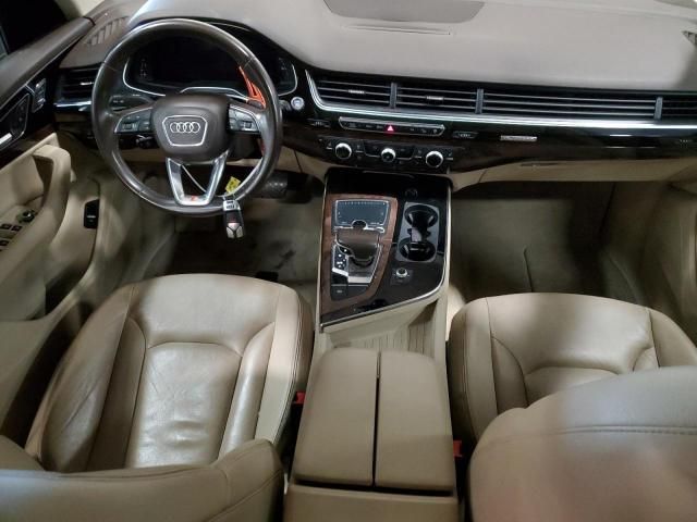 2017 Audi Q7 Premium Plus