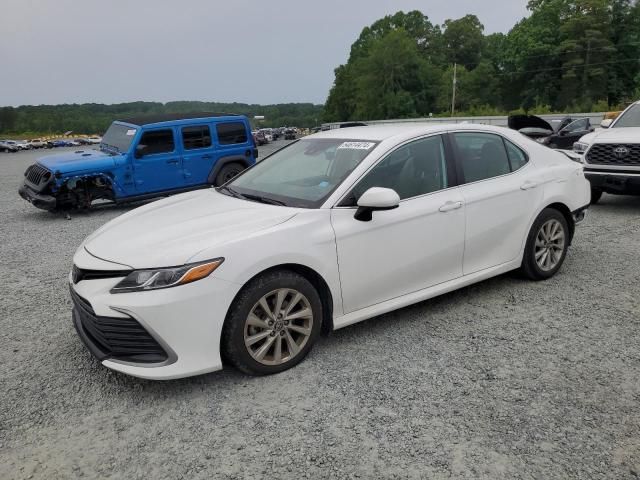 2021 Toyota Camry LE