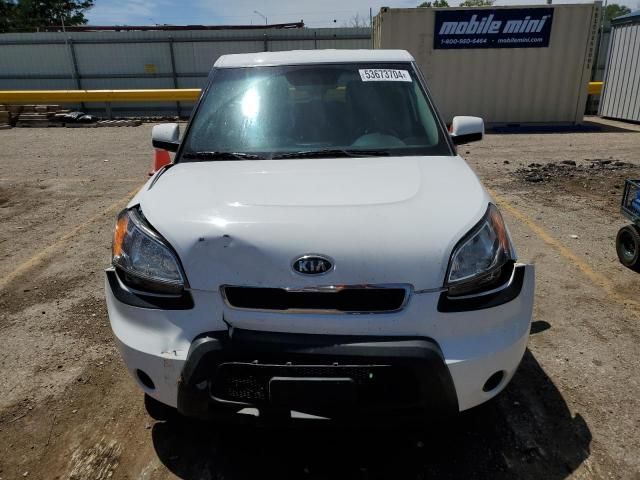 2011 KIA Soul +