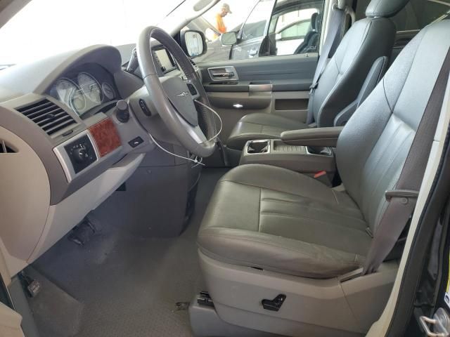 2008 Chrysler Town & Country Touring