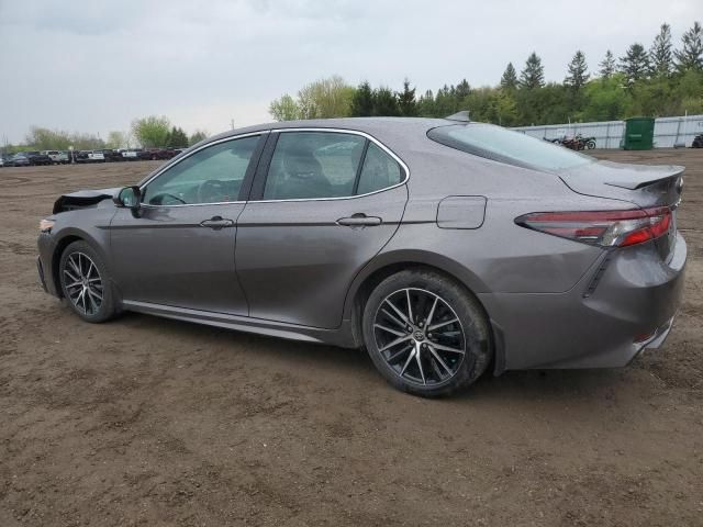 2022 Toyota Camry XLE