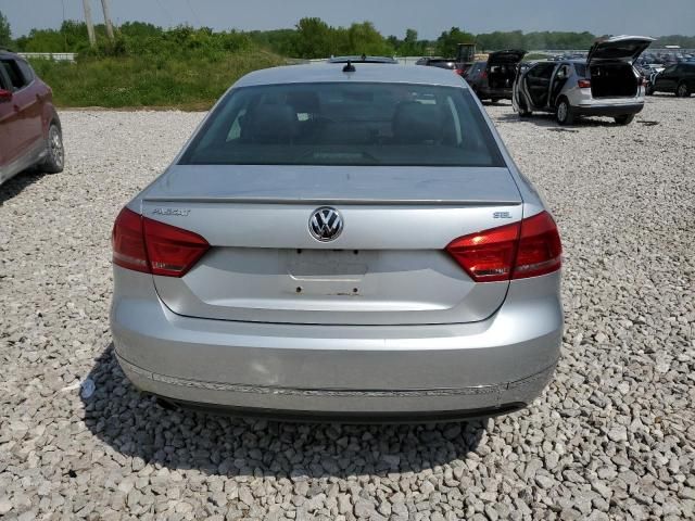 2013 Volkswagen Passat SEL