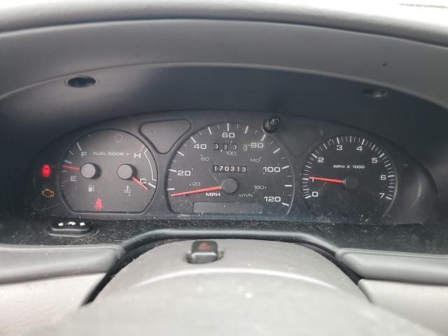 2003 Ford Taurus SE