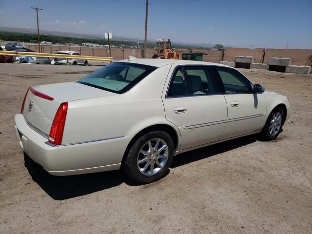 2011 Cadillac DTS Luxury Collection