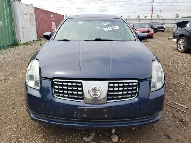 2005 Nissan Maxima SE