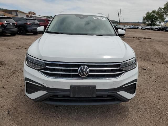 2022 Volkswagen Tiguan SE