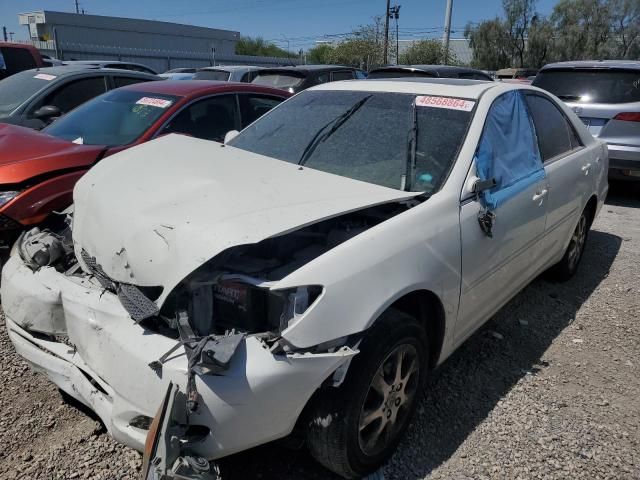 2004 Toyota Camry LE