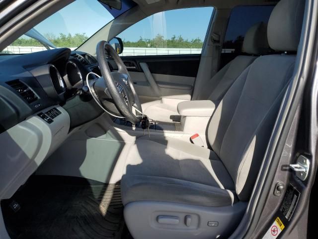 2013 Toyota Highlander Base