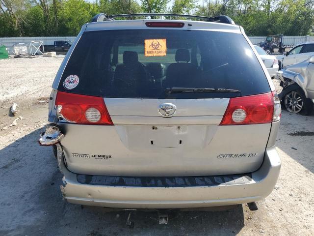 2006 Toyota Sienna xle 7 Passenger