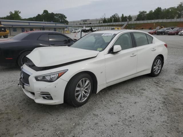 2015 Infiniti Q50 Base