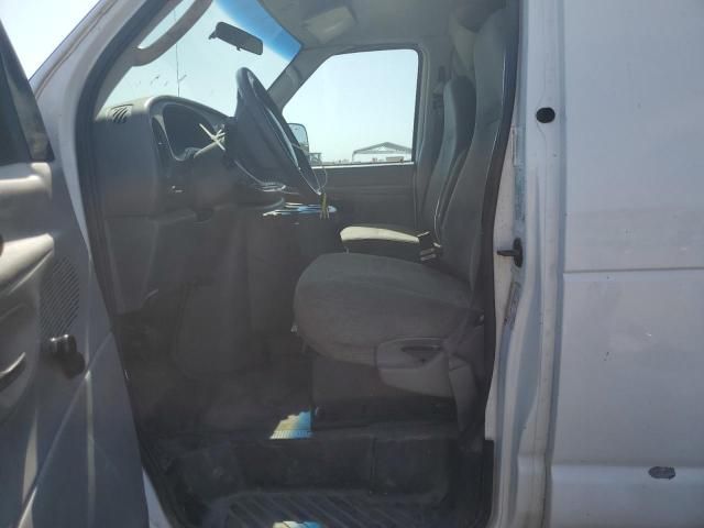 2005 Ford Econoline E350 Super Duty Van