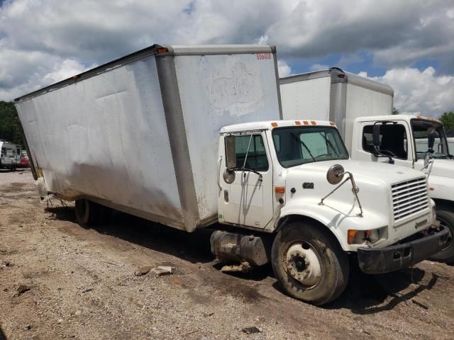 2002 International 4000 4700