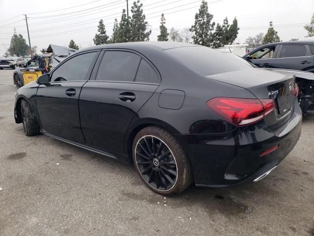 2019 Mercedes-Benz A 220