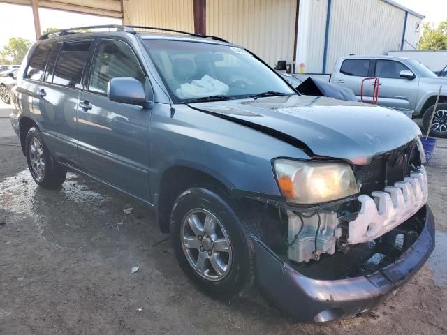 2004 Toyota Highlander Base