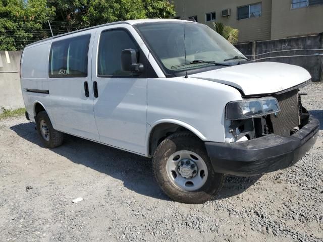 2021 Chevrolet Express G2500