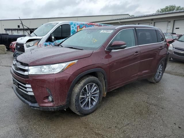 2018 Toyota Highlander SE