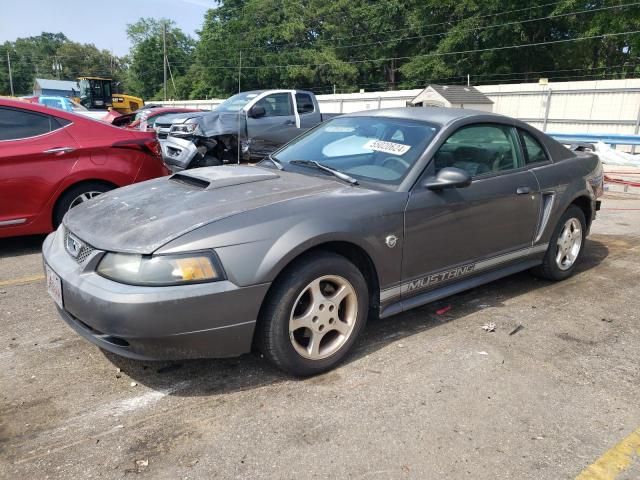 2004 Ford Mustang