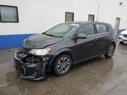 Chevrolet Vehiculos salvage en venta: 2017 Chevrolet Sonic LT