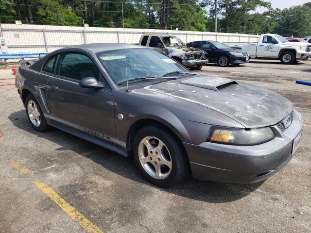 2004 Ford Mustang