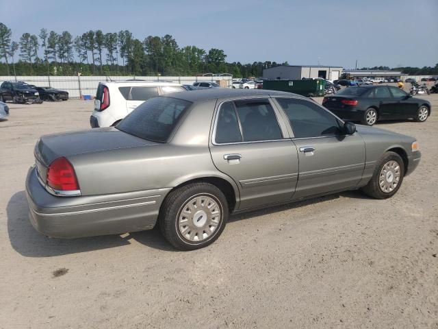 2003 Ford Crown Victoria