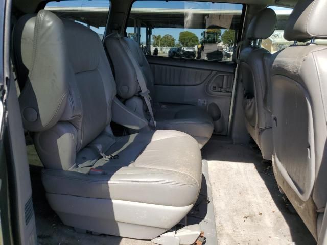 2006 Toyota Sienna XLE