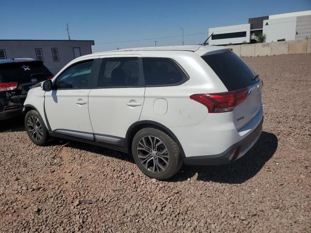 2016 Mitsubishi Outlander SE