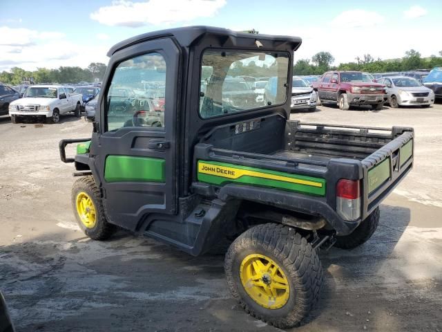 2022 John Deere Gator