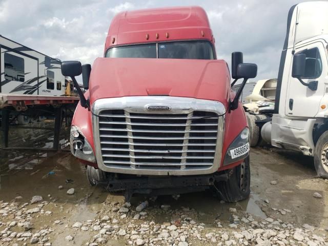 2017 Freightliner Cascadia 125